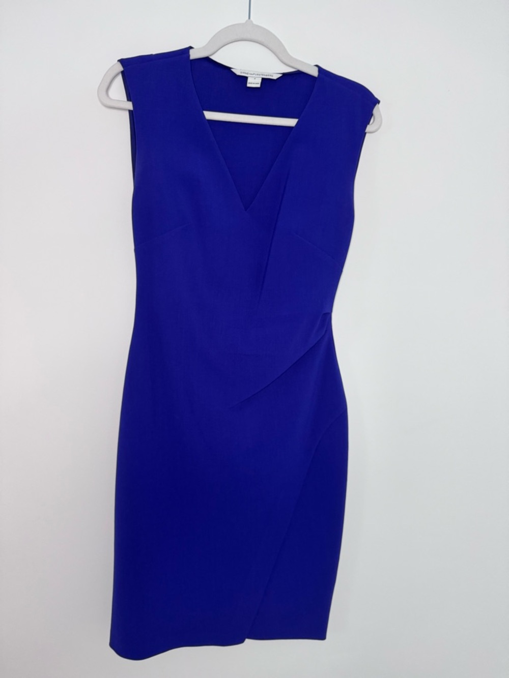 Diane Von Furstenberg Cobalt V-Neck Sheath Midi Dress